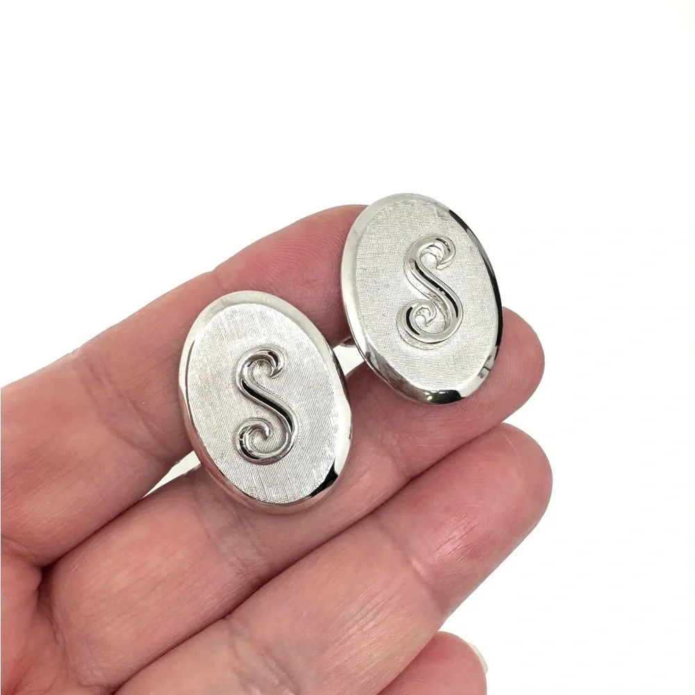 SWANK Silvertone Oval 'S' Monogram Cuff Links